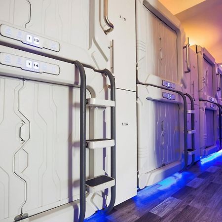 The Capsule Hotel كولمبو المظهر الخارجي الصورة