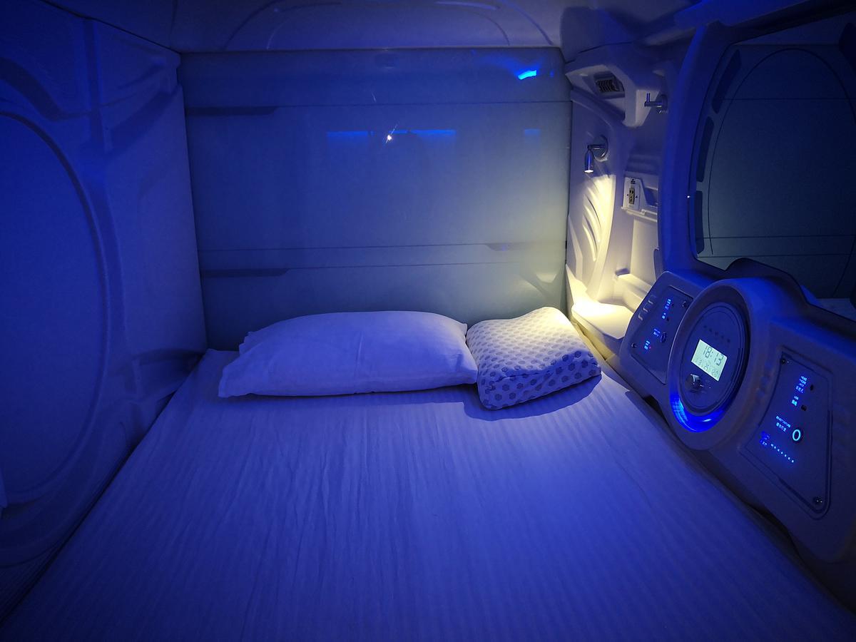 The Capsule Hotel كولمبو المظهر الخارجي الصورة