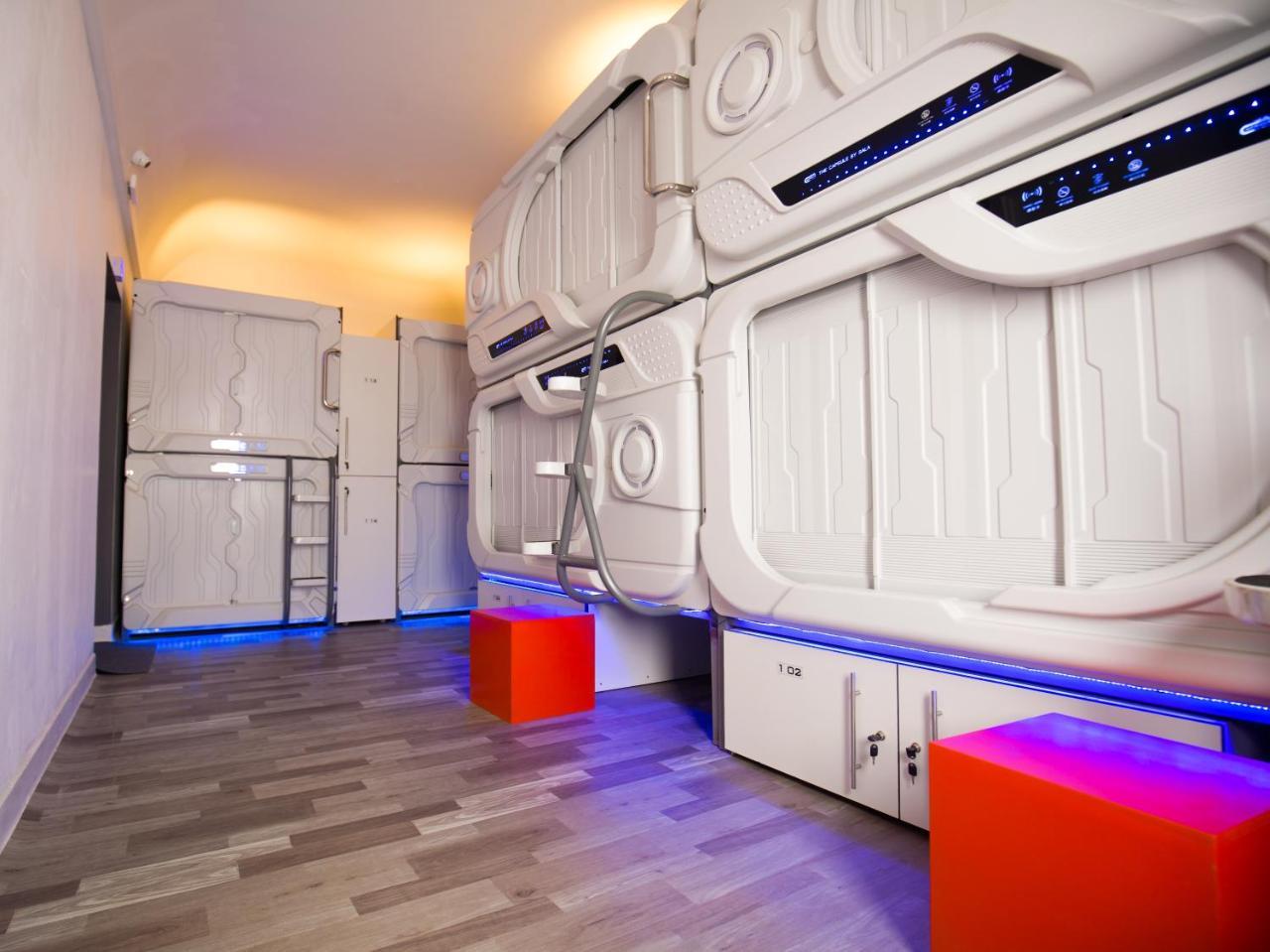 The Capsule Hotel كولمبو المظهر الخارجي الصورة